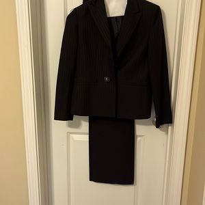 2pc LeSuit slacks and jacket